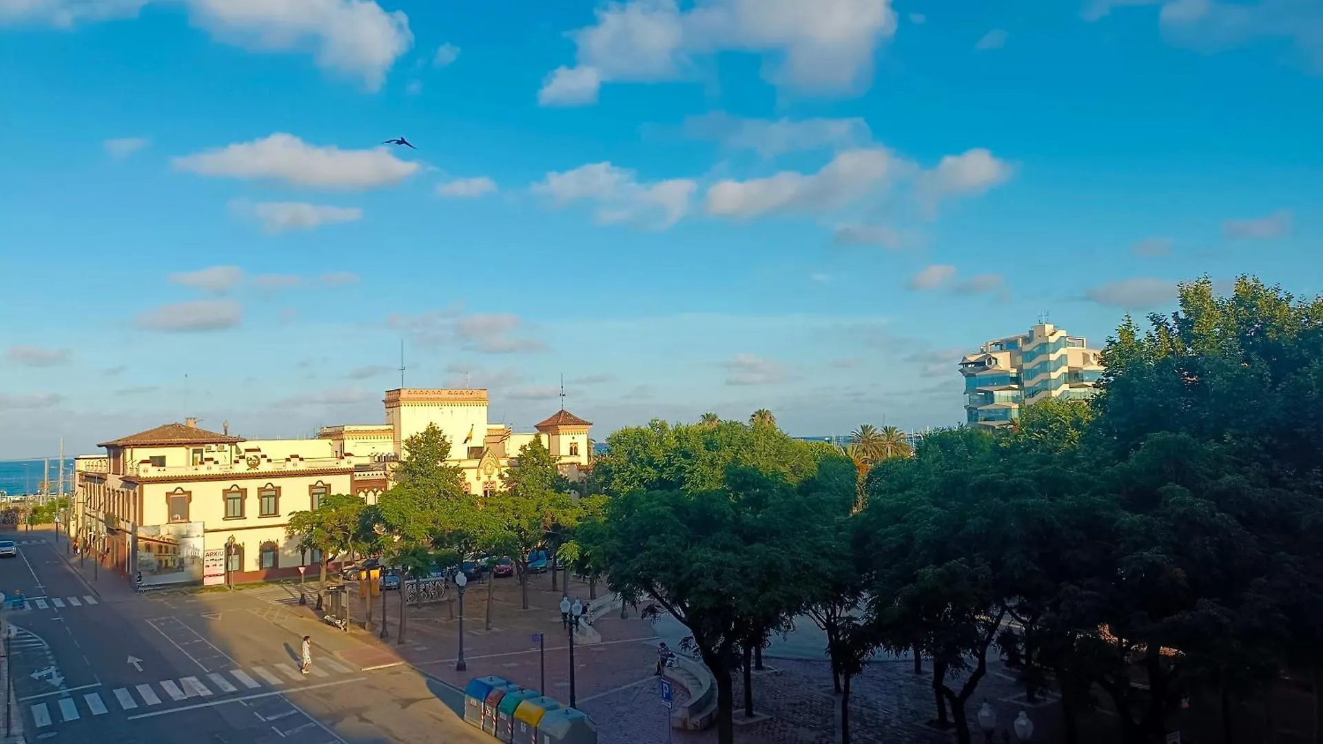 Family Friendly Appartment Sea View Next To Beach Tarragona Spain